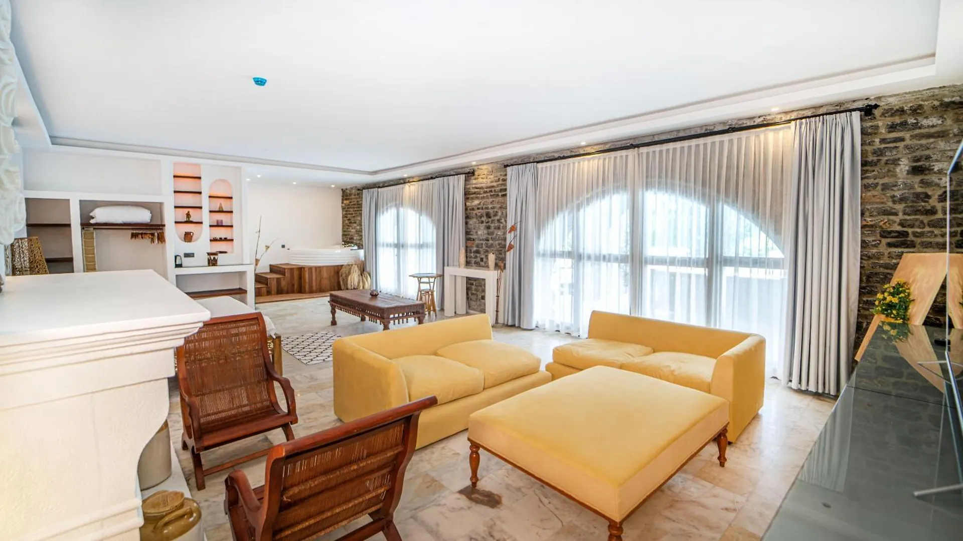 Bona Me Yalikavak Hotel Bodrum